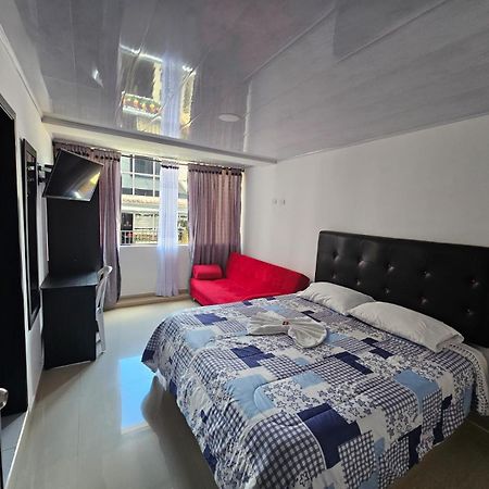 Hotel Big Ben Malaga Santander Екстер'єр фото