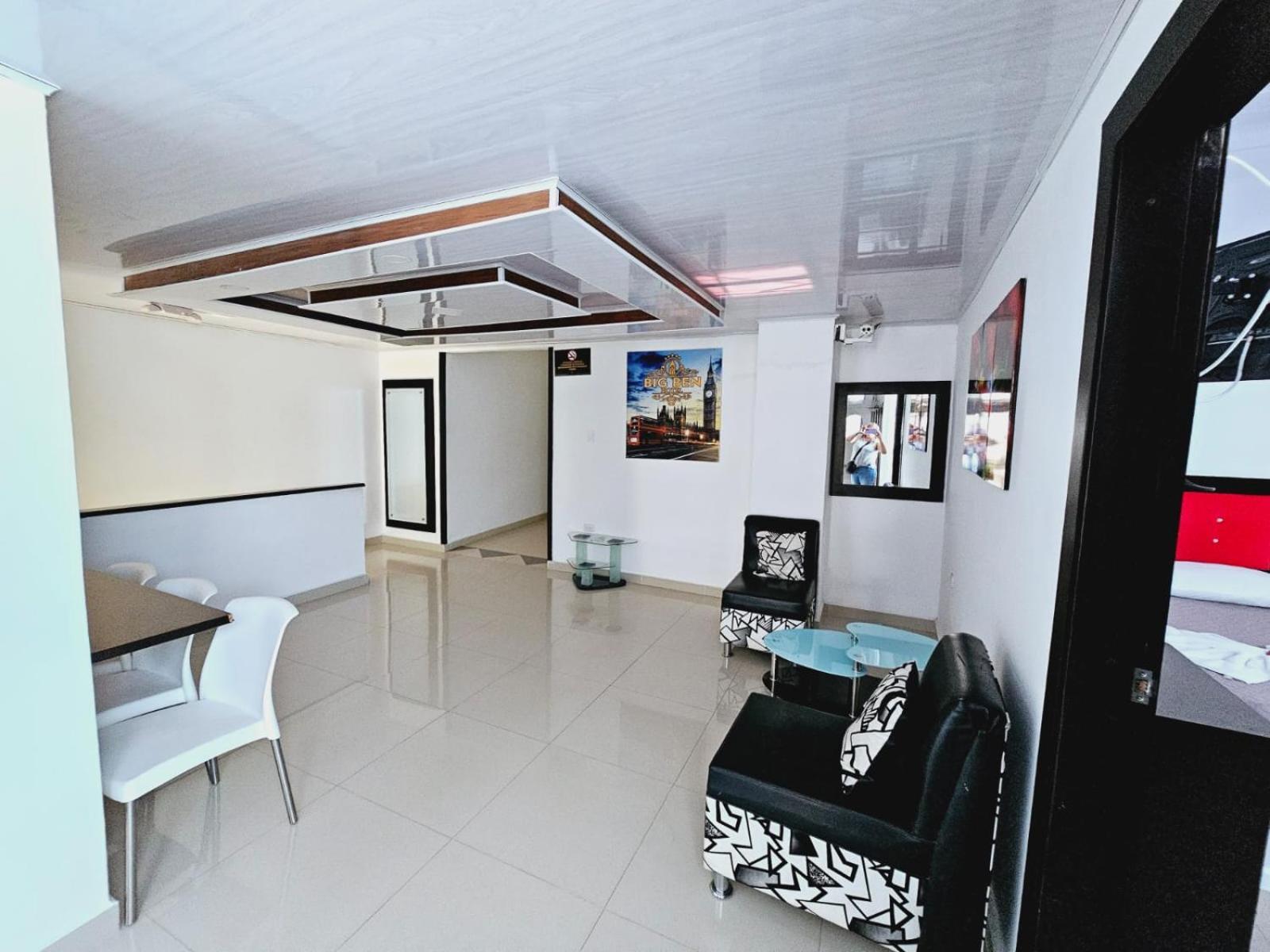 Hotel Big Ben Malaga Santander Екстер'єр фото