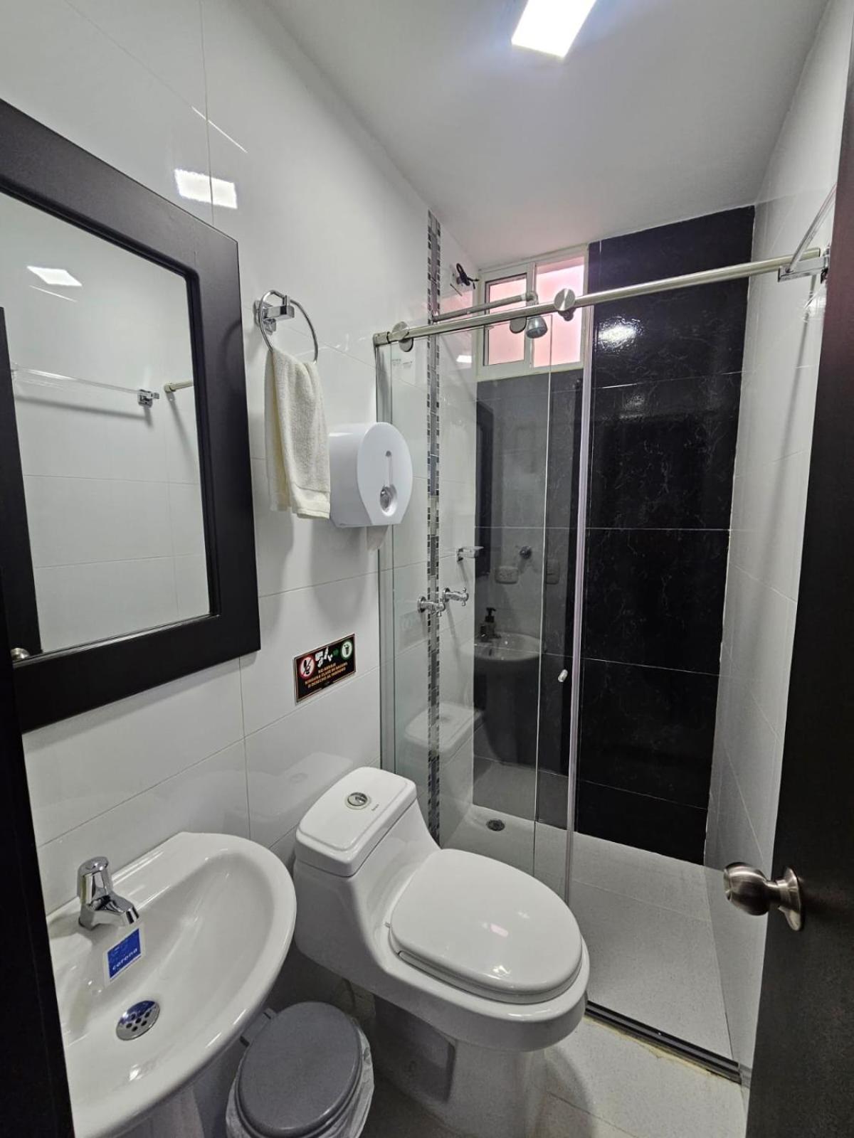 Hotel Big Ben Malaga Santander Екстер'єр фото