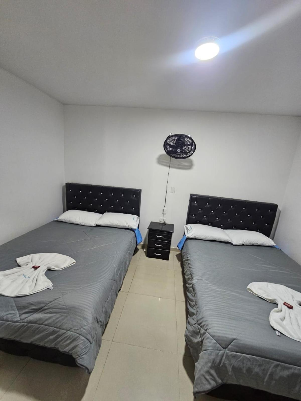 Hotel Big Ben Malaga Santander Екстер'єр фото